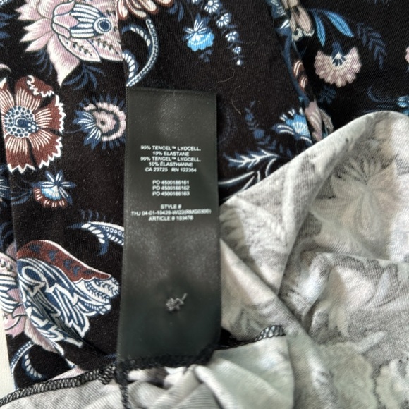 Aritzia Wilfred long sleeve Pose button up shirt - Picture 9 of 9